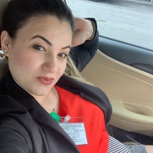 Meet your Posher, Adisleidy